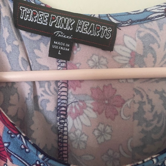 THREE PINK HEARTS - KIDS DRESS - Picture 2 of 5